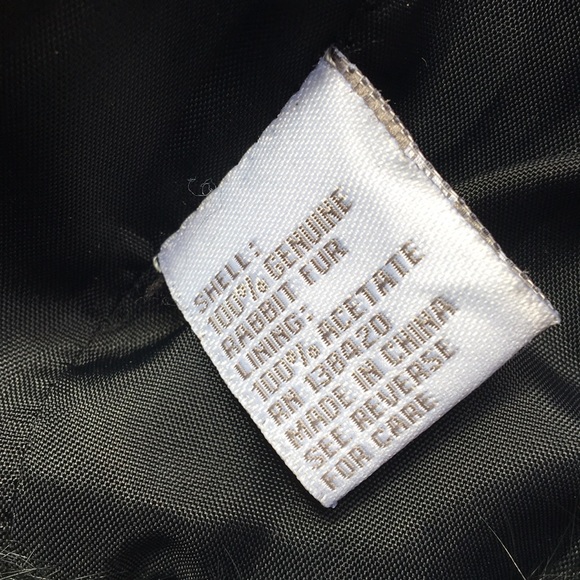 PER SE by CARLISLE New York • Gorgeous Fur Vest - Picture 10 of 15